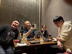 “公開破局”のクロちゃん、三銃士との反省会で涙目に「めっちゃ注意されたしん！」　高橋みなみも喝「たかみなに絶交されるしんよー！」(ねとらぼ)