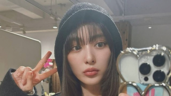 「バックに入らなかったの」内田理央 美容院終わりに驚きの“あるモノ”片手に帰宅！「だーりおさんと言えば…！」「裸持ちは笑う」(めざましmedia)