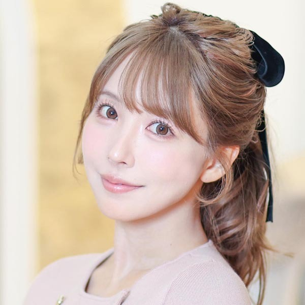 美容本が話題の三上悠亜を直撃（上）「セクシー女優になったおかげで“最強メンタルを手に入れた！”と思いましたね」(日刊ゲンダイDIGITAL)