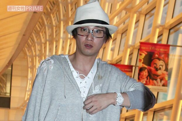 中居正広、女性トラブル裏でも15年続いていた「家賃8万円・スープ冷めない距離のダンサー恋人」の苦心(週刊女性PRIME)