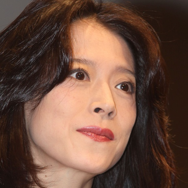 中森明菜が妹に続き実父の葬儀にも現れず…続いていた家族断絶、元恋人・近藤真彦が露出増の皮肉(日刊ゲンダイDIGITAL)