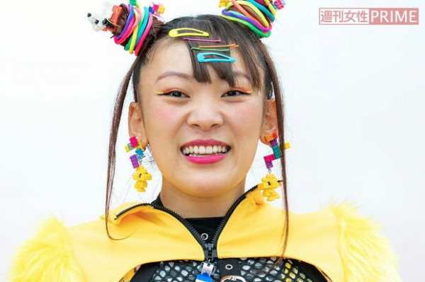 「久しぶりに見た」フワちゃん、カラオケ熱唱の近影にザワつく！騒動後も懇意にする“親友芸人”(週刊女性PRIME)