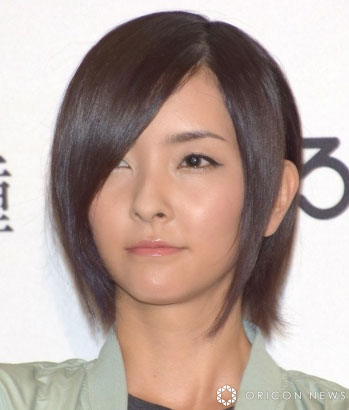 『アニー』主演・田畑亜弥が結婚報告「役者としても一人の人間としても成長できるよう精進」(オリコン)