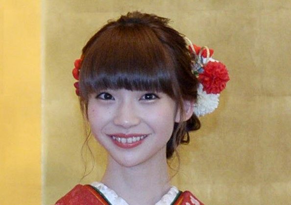 元NGT・荻野由佳、26歳誕生日に結婚発表「たくさん笑い合い前向きな気持ちにさせてくれる大切な存在です」(中日スポーツ)