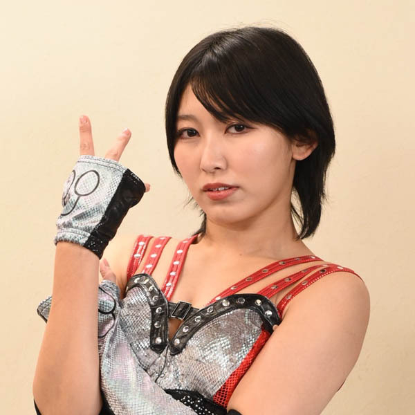 グラドル咲村良子さん語るプロレスデビュー戦「逆エビ固めで足が背中にひっつくくらい反った」【その日その瞬間】(日刊ゲンダイDIGITAL)