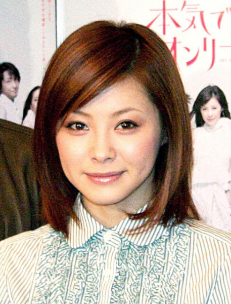 突然の松浦亜弥に「まじで」「悲鳴」「ビックリ」激変した姿も話題…結婚に「衝撃走った」(スポーツ報知)