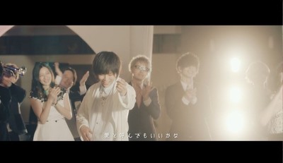 天月-あまつき-、佐香智久との共作曲「きっと愛って」MV公開（音楽ナタリー）