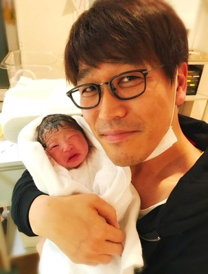 古坂大魔王と安枝瞳夫妻に第1子女児誕生「世界で一番素敵なプレゼント」（お笑いナタリー）