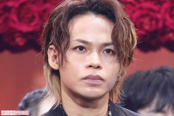 KAT-TUN上田竜也、41歳“姫ポジ”回帰姿に「迷走してない？」の声が上がるも“美しすぎる神姿”(週刊女性PRIME)