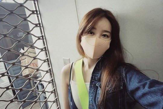 週3キロ減量ユン・ウネ…マスク姿でも隠せない美しさ(朝鮮日報日本語版)