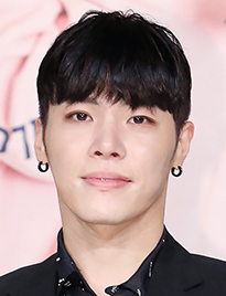 故フィソンさん、同僚やファンの涙の中で出棺…「音楽しか知らず、音楽がすべてだった人」(中央日報日本語版)