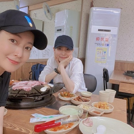 キム・ヒソン、驚きの食事量を明かす…“2人で6人分、しかもおかわりした”(WoW!Korea)