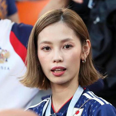 大迫より目立つ？　注目の“半端ない”美人妻（夕刊フジ）
