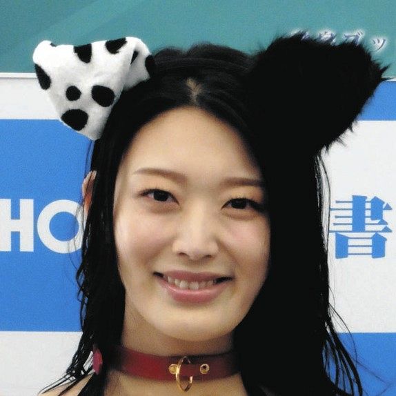 グラビアアイドル・風吹ケイ、「これまでの私の雰囲気とは違った作品」万年OKカレンダーに自信(中日スポーツ)