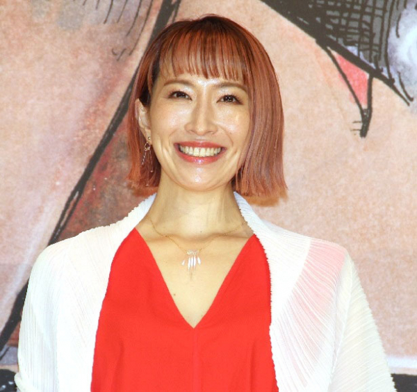4月に出産発表の声優・名塚佳織、仕事復帰を報告　体力懸念も「集中力は問題なかった」『ONE PIECE』ウタ役など(オリコン)