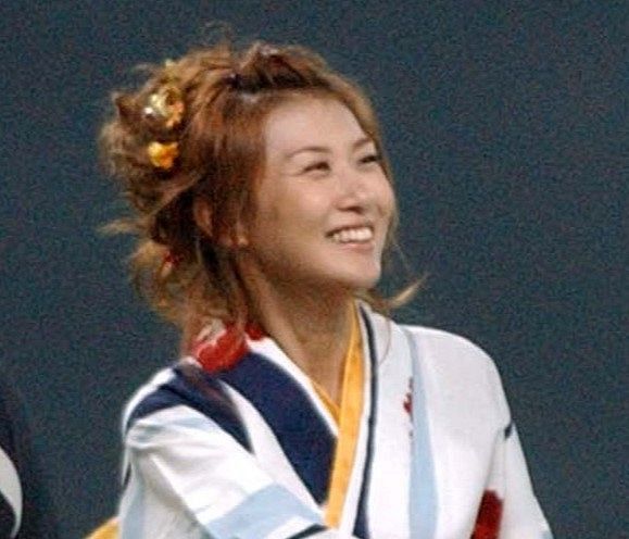 「久しぶりに見たけど…」6年前に結婚、47歳元バラドル〝添い寝顔〟披露でネット歓喜「本当に若い」「ほんと変わらず綺麗♡」「青春が蘇った」(西スポWEB OTTO！)