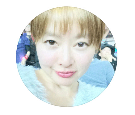 「チャイドルブーム」けん引した43歳女優、誕生日迎えた近影に「母になってもずっと可愛い」(日刊スポーツ)