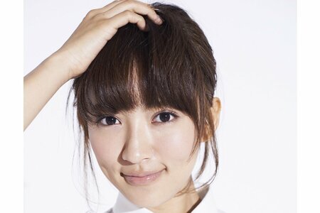 朝ドラ女優「36歳に見えない」誕生日ショットにSNS驚がく「びっくり」「なんか痩せた？」「すっごい素敵」の声(LIMO)