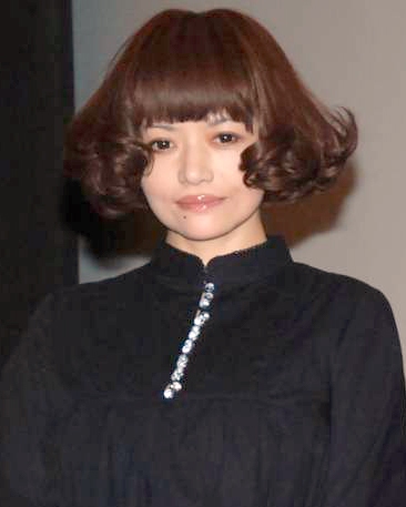 広田レオナ「明日、肺ガンの手術します！」　“終活ブログ”開設し報告(オリコン)