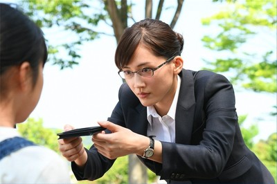 綾瀬はるかは母親、石原さとみは華道家の令嬢、吉岡里帆は新人ケースワーカーに！…2018年　夏ドラマを主題歌と共にチェック！【前編】（E-TALENTBANK）