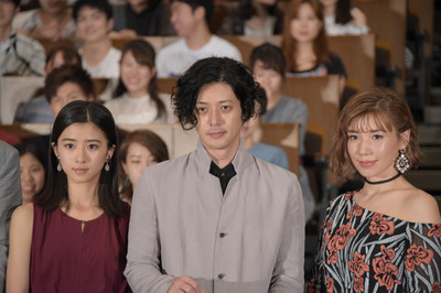 「イアリー」完成披露、オダギリジョーが先生になったら「お酒の飲み方教えたい」（映画ナタリー）