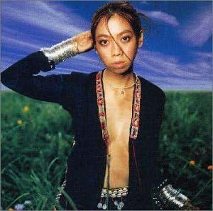 「このギャップ超最高」個性派俳優・村上虹郎の母...独特な歌声と深い世界観のUA〝神秘的ライブ〟からの〝たぬき2ショット〟にファン歓喜(西スポWEB OTTO！)