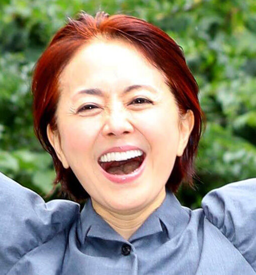 熊谷真実、セリーヌのサングラスをかけた草刈りスタイルに驚き「さすが女優」「凡人には出来ません」(スポーツ報知)