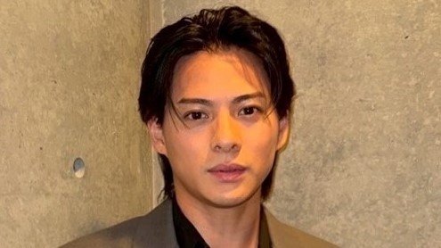 平野紫耀 ファン待望の“レア”なプリントシール公開!“全方位アングル”から撮影された1枚も披露し「撮り方天才的」「欲しい〜」と反響(めざましmedia)
