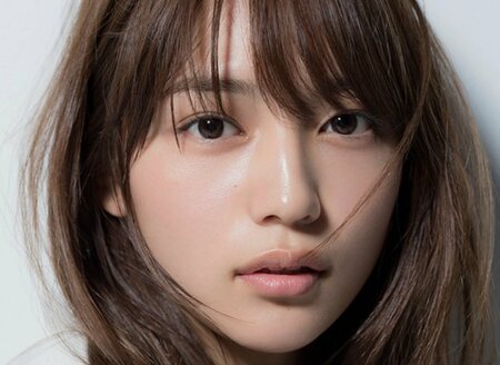 「スッピンかな？」川口春奈ノースリ姿のオフショットが大反響「美しすぎます」「少し痩せました？」の声」(LIMO)