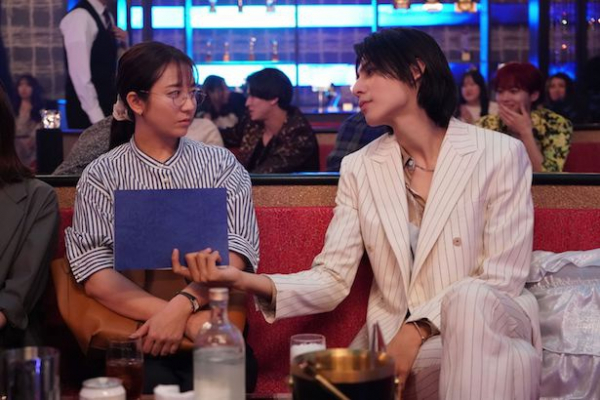 ＜愛の、がっこう。＞初回世界トレンド1位、ラウール“カヲル”が木村文乃“愛実”のおでこにキスをしたシーンに視聴者興奮(WEBザテレビジョン)