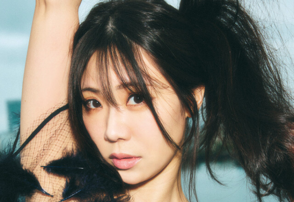 鈴木ふみ奈が15周年イヤーでさらなる新境地へ「この15年間、常にグラビアのことを考え続けています」(週プレNEWS)