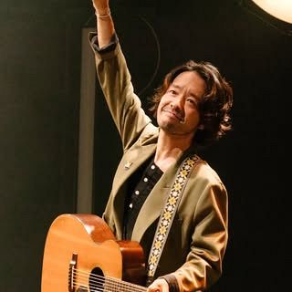 「来年で結婚10周年」39歳女優妻と〝夫婦ショット〟 49歳人気ミュージシャンに「ハンサムねー」「時が経つのは早いですねぇ」反響の声(西スポWEB OTTO！)