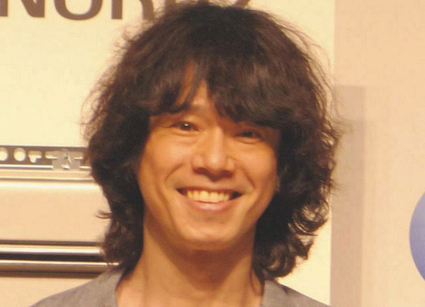 49歳お笑いタレント、中学生長男とのツーショット公開　フォロワー「イケメンになってそう」「オシャレ」(中日スポーツ)