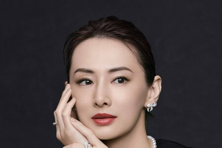 38歳・北川景子  美スタイル際立つ白ジャケ姿でパリに降臨「脚長っ」「パリの街が似合う」6年ぶり海外出張(LIMO)