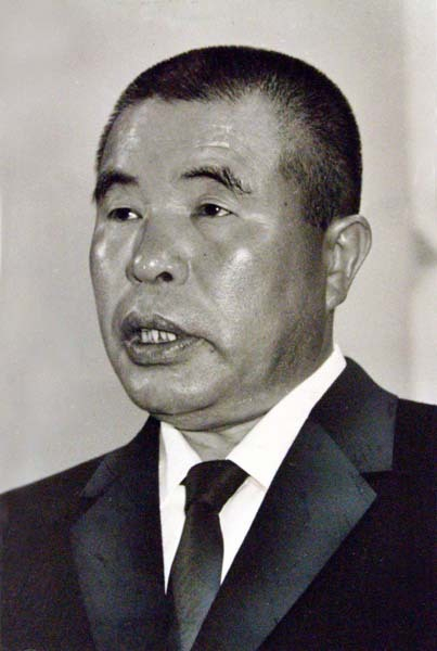 児玉誉士夫の要請で上海に移住し興行会社を起業 淡谷のり子らを招聘【芸能界と格闘技界 その深淵】(日刊ゲンダイDIGITAL)