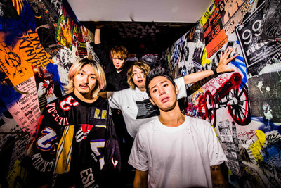 ワンオクTaka、アヴリル・ラヴィーンとの2ショットが話題、生コラボに期待の声も（MusicVoice）
