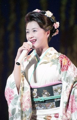 長山洋子　米国人夫との出会いはバラエティー番組　交際申し込みに「ドッキリかと」（スポニチアネックス）