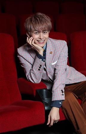 ＢＯＹＳ　ＡＮＤ　ＭＥＮ・小林豊　笑顔を呼ぶ男が魅せる「自分が楽しくなければ伝わらない」(夕刊フジ)