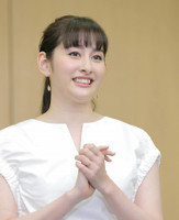 元ももクロ・早見あかり、「プロポーズの時、記入済の婚姻届と指輪を渡されて本気度を感じ…」（スポーツ報知）