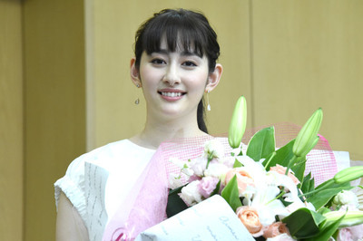 早見あかりが30代男性と年内結婚を発表、今後の理想語り「妄想は膨らむばかり」（映画ナタリー）