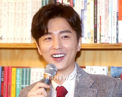 (朝鮮日報日本語版) シン・ドンウク、年下の韓方医と交際中（朝鮮日報日本語版）