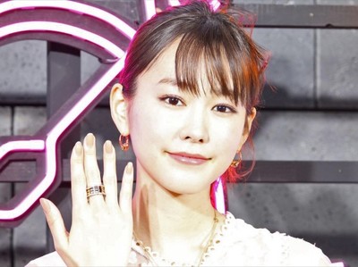 桐谷美玲、清川あさみに結婚を祝われる「三浦翔平君もとても良い方！」（クランクイン！）