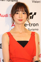 篠田麻里子、あっちゃんを祝福「スピードカーばりのスピード結婚」（スポーツ報知）