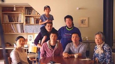 弁護士の男性カップルの生活を描いたドキュメンタリー「愛と法」予告編入手（映画.com）