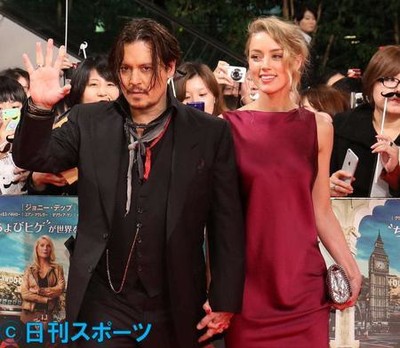 Ｊ・デップとＡ・ハード、離婚理由は愛犬のフン？（日刊スポーツ）