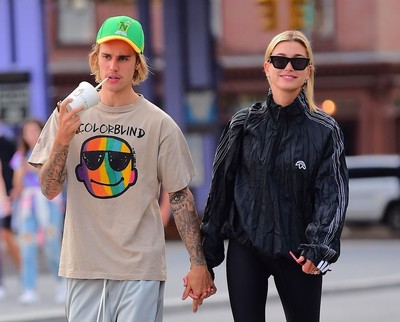 ジャスティン・ビーバーとヘイリー・ボールドウィン、結婚式を先送り（ELLE ONLINE）