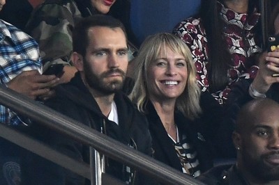 ロビン・ライトがイケメン恋人とサプライズ婚（映画.com）