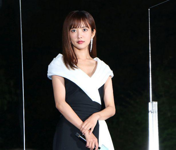 新婚の夏菜、「涙と笑いがごちゃ混ぜになった」プロポーズ時のサプライズとは?(MOVIE WALKER PRESS)