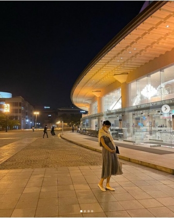 「出産を控えた」女優ハン・ジヘ、「さらにふっくらした臨月のお腹… 子供を産む前にせっせと動いているところ」(WoW!Korea)