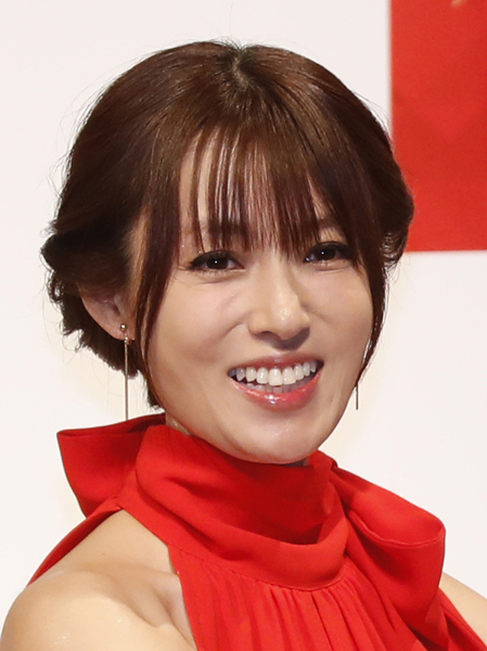 深田恭子のホリプロと北川景子のスターダスト 違いは「アイドル売り」の有無（二田一比古）(日刊ゲンダイDIGITAL)